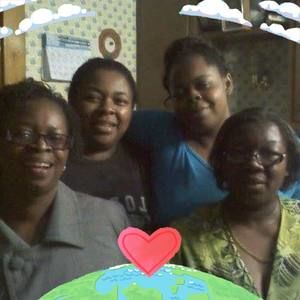 Meet your Posher, Cleo